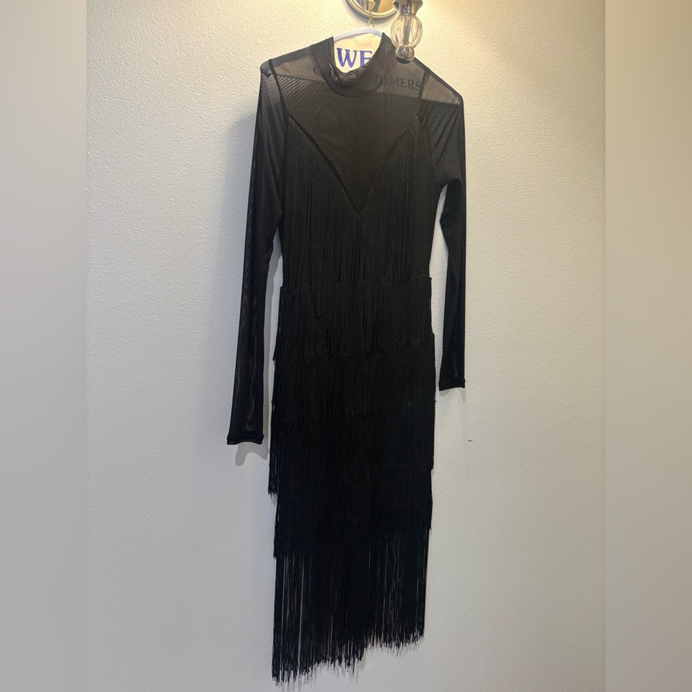 Chic Black Fringe Long Sleeve Dress